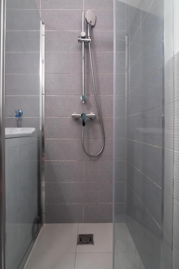 Very Central 1-Br Apt With Patio Apartment บูดาเปสต์ ภายนอก รูปภาพ